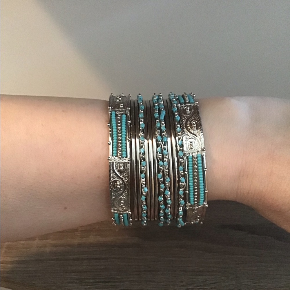 Faux Turquoise and Silver Beaded Bracelet Bangle 13 Piece Set